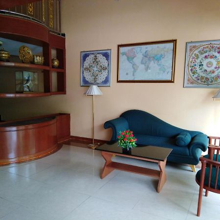 Sara Hotel Labuan Buitenkant foto
