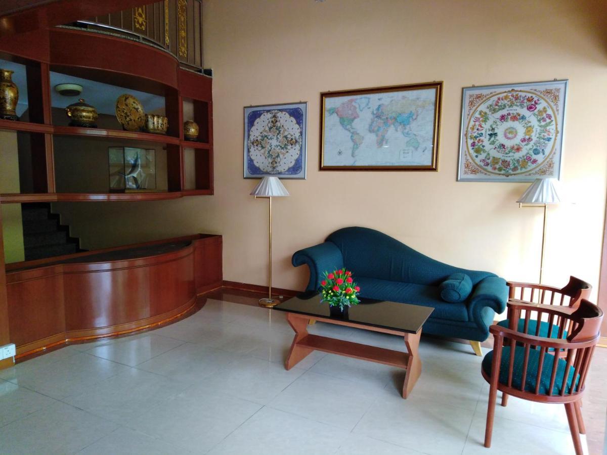 Sara Hotel Labuan Buitenkant foto